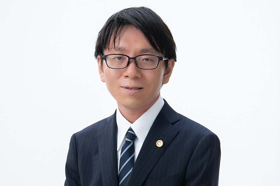 弁護士　福嶌 秀渉